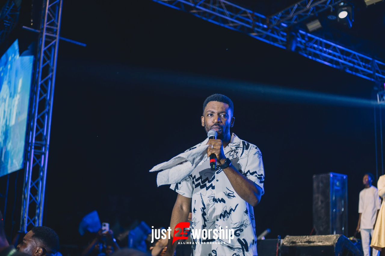 Nigeria worship meeting 3